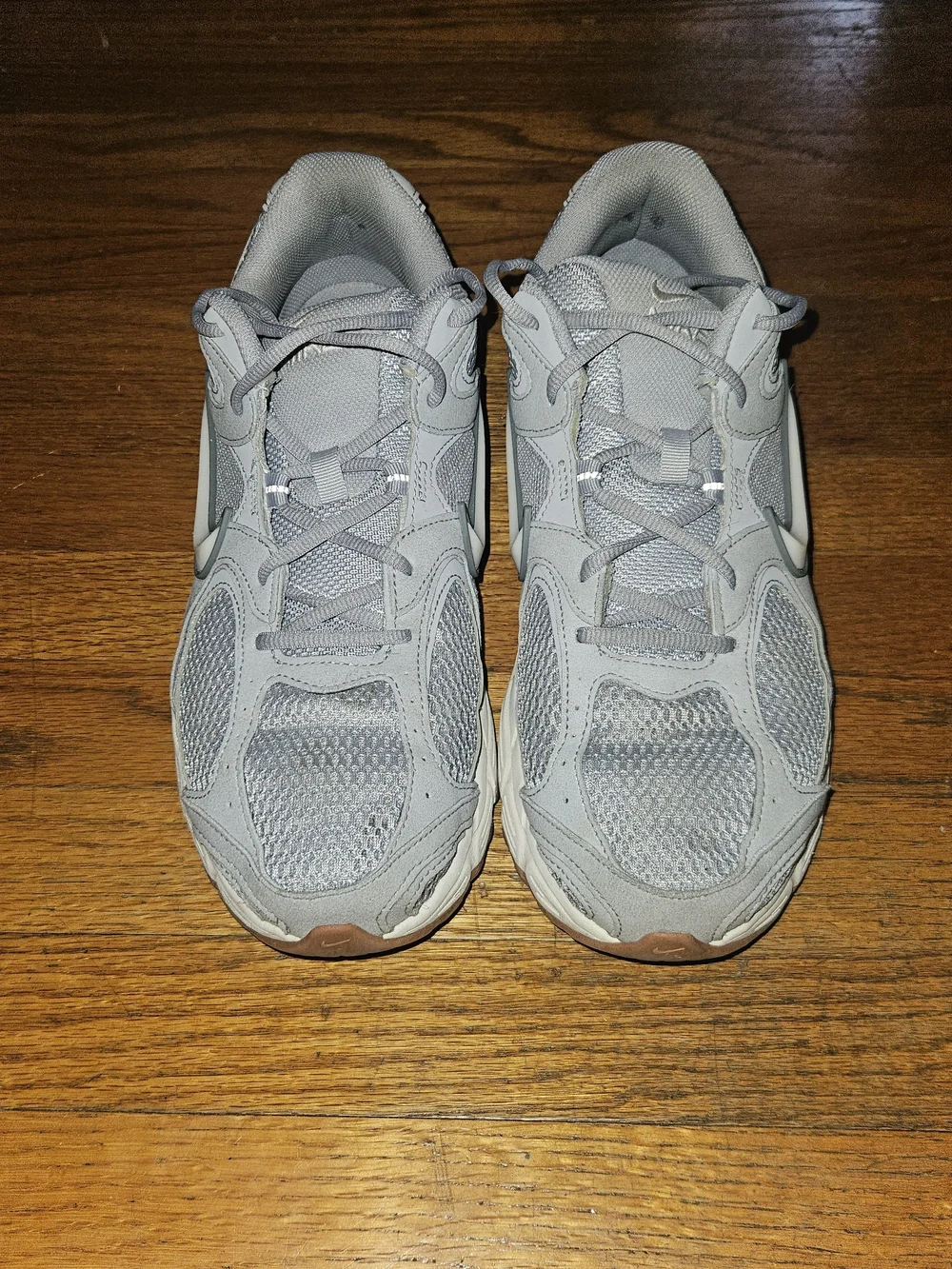 Nike Men’s Gray V5 RNR Athletic Running Shoes